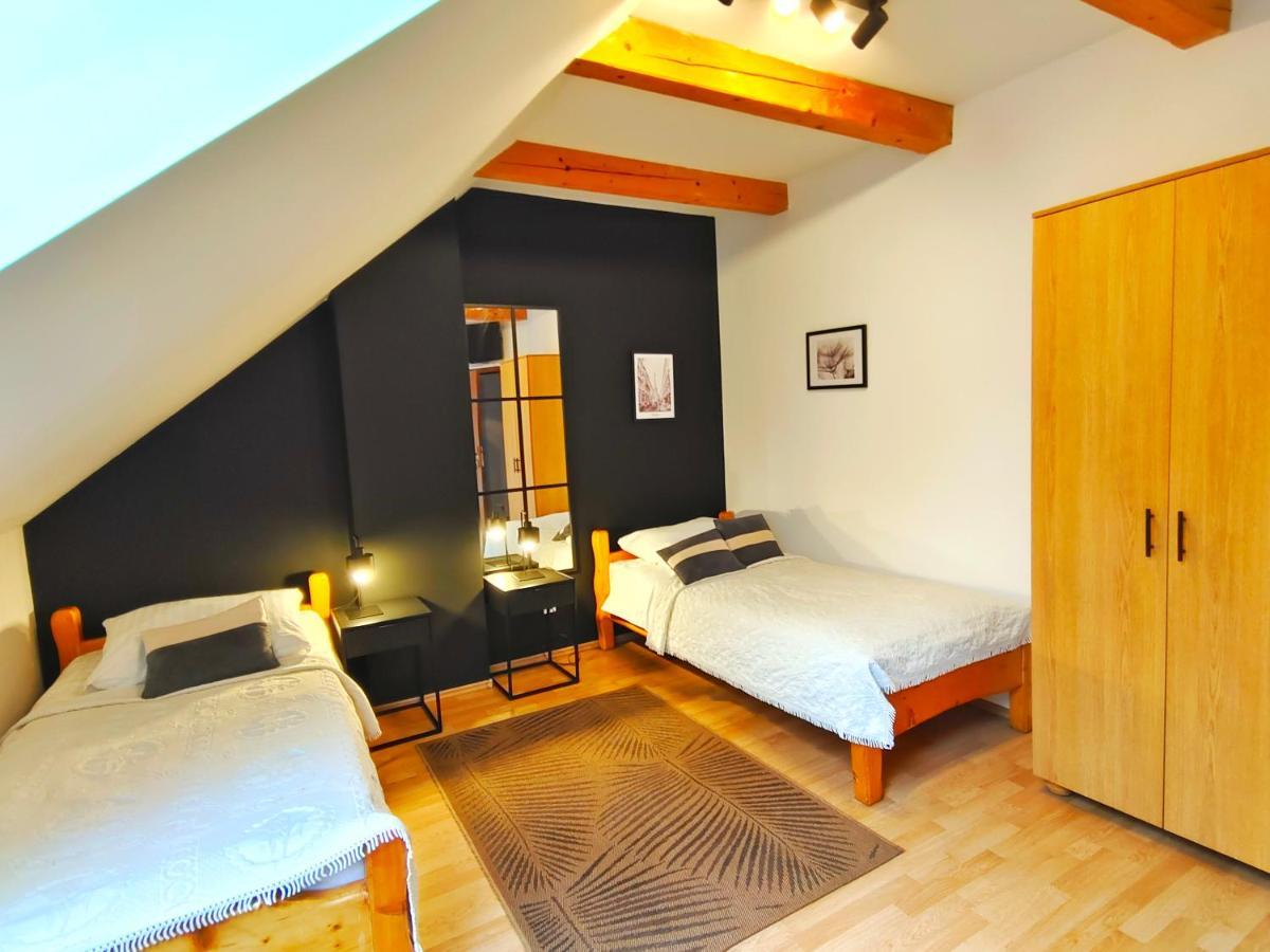 Hotel Karczma Maciejowka à Czajowice Extérieur photo